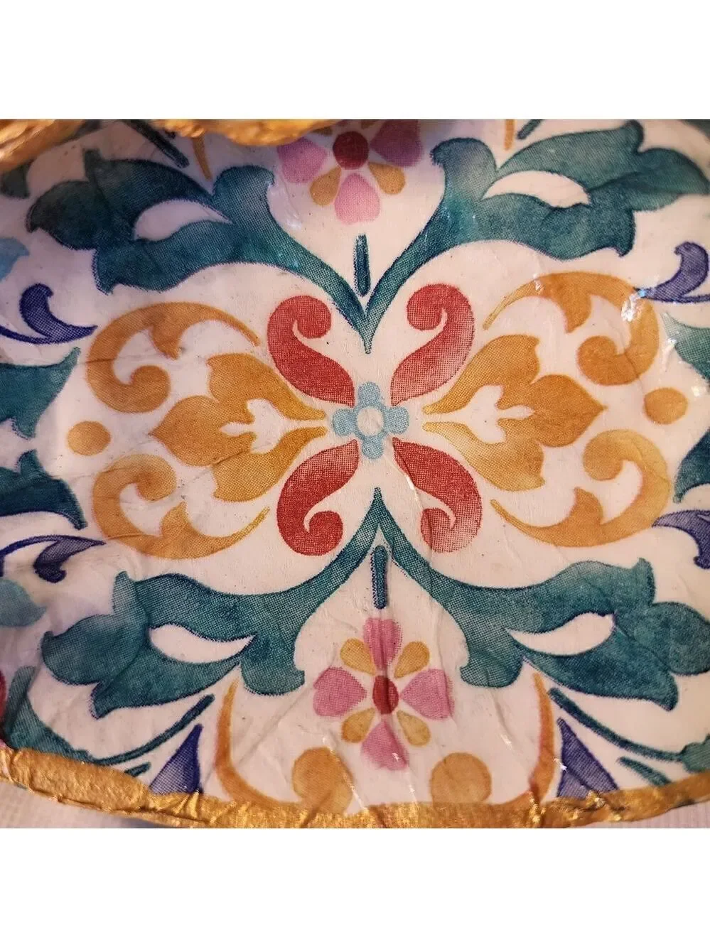 DECOUPAGE CLAM SHELL